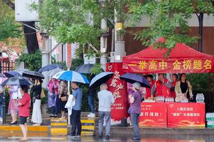 徐静雨：现役詹库威雕像基本稳了&詹可能有三个 KD小卡字母不行